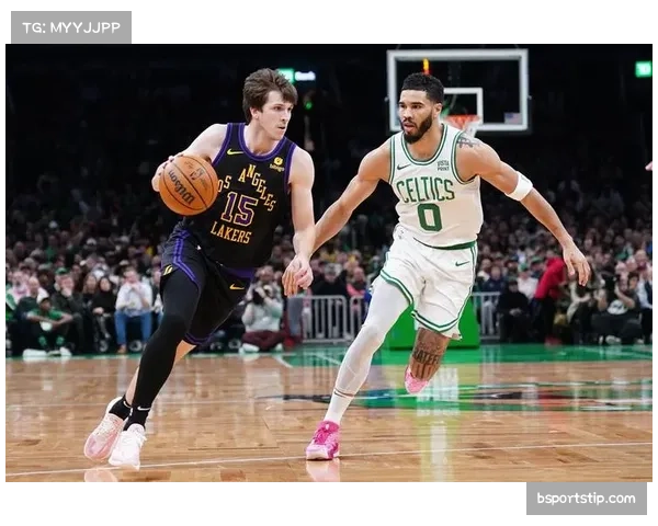 湖人替补席火力不足 仅得25分对比绿军45分成比赛关键分水岭